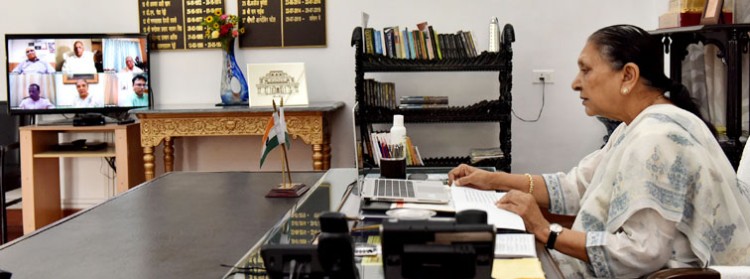 governor anandiben patel