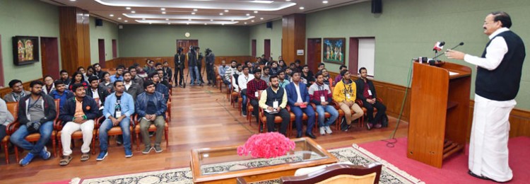 vice president interacted with students of iit madras