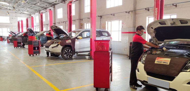 mahindra service centre