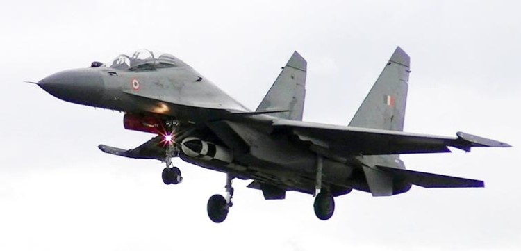 air force left brahmos missile