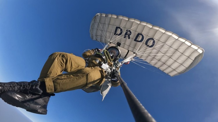 drdo develops military combat parachute