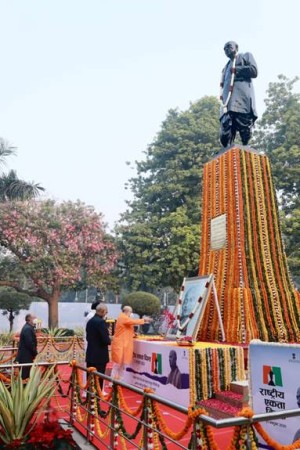 celebrated the birth anniversary of iron man sardar vallabhbhai