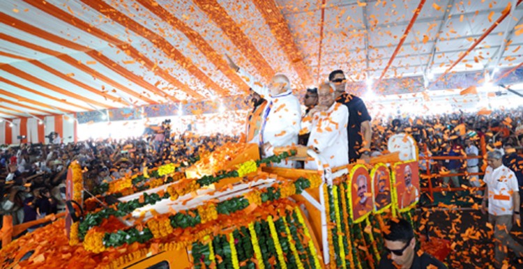 historical road show of narendra modi and nitish kumar in motihari