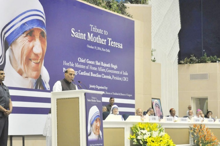 saint mother teresa, the ceremony began