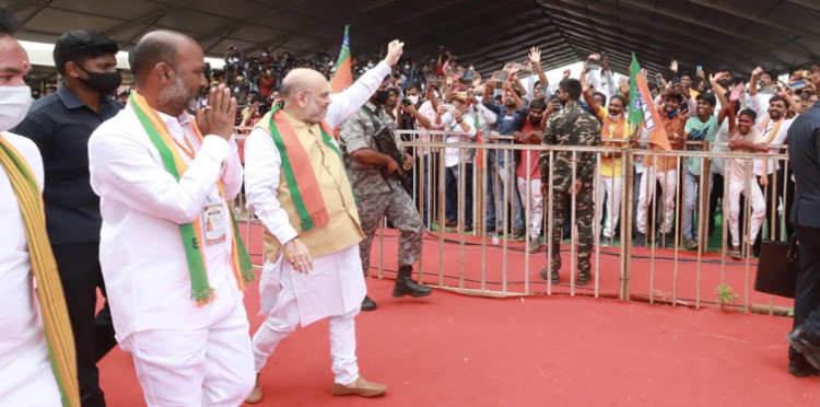 amit shah address in public meeting in nirmal district on telangana liberation day