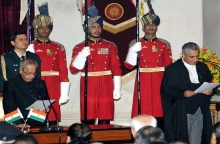 oath of chief justice of india to justice tirath singh thakur, at rashtrapati bhavan