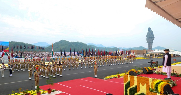 pm participates in rashtriya ekta diwas programme in kevadia