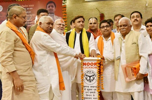 akhilesh yadav, bhajan sandhya foundation site in ayodhya
