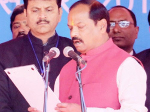 raghuvar das took charge of jharkhand cm