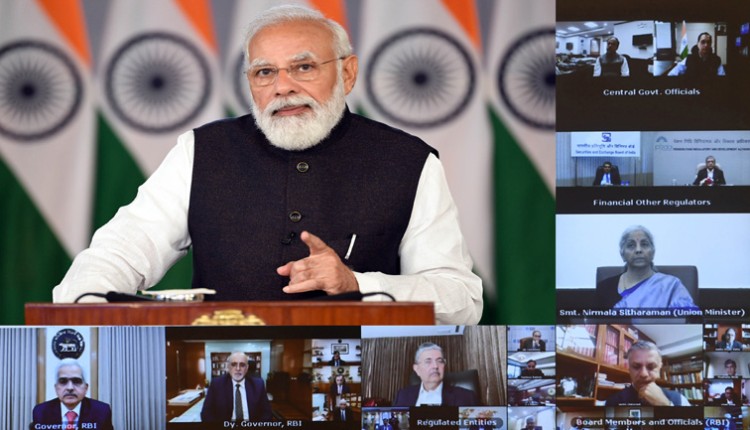narendra modi addressing at the launch of the rbi scheme