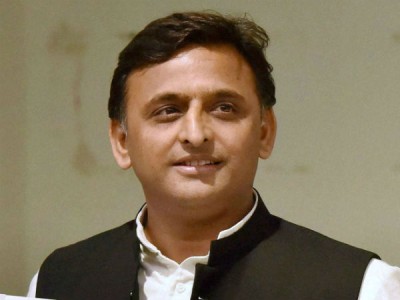 akhilesh yadav
