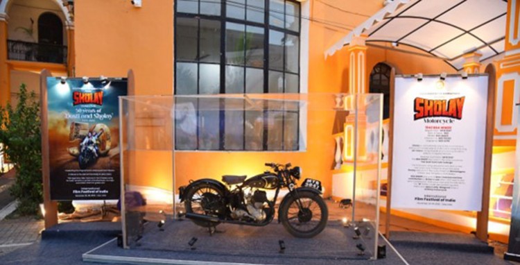 sholay's motorbike a highlight at iffi
