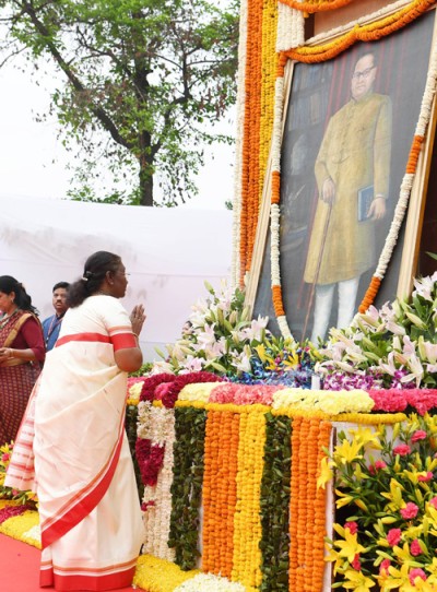 president paid homage to babasaheb