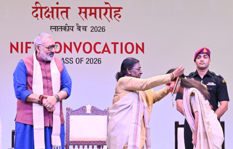 joint convocation ceremony of the national institute of fashion technology