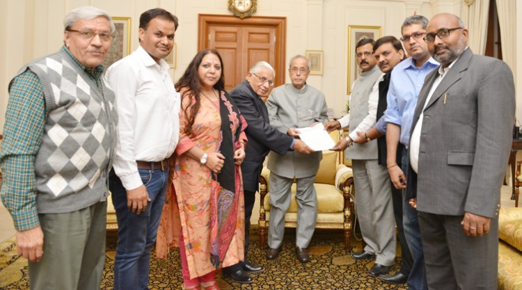 delegation of nuj meets with president