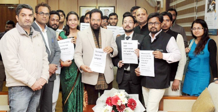 mukhtar abbas naqvi meet youth delegation