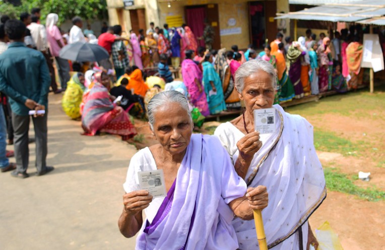 पश्चिमी त्रिपुरा में मतदान