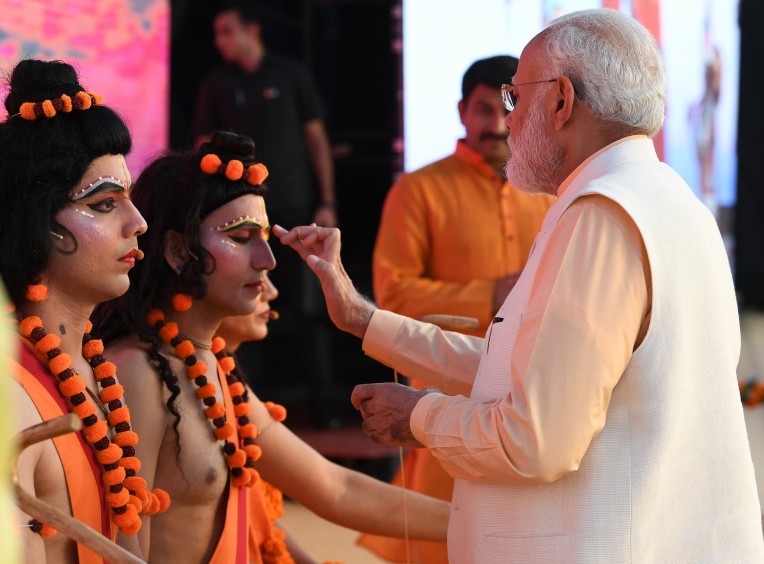 दशहरा समारोह में प्रधानमंत्री
