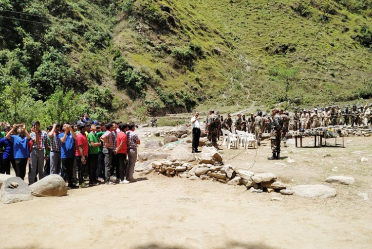 छात्रों ने देखीं देश की सीमाएं