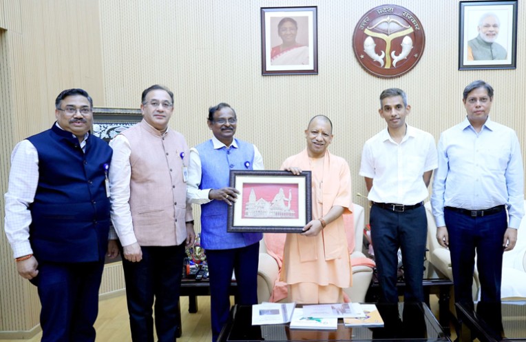 मुख्यमंत्री योगी से मिले इसरो अध्यक्ष