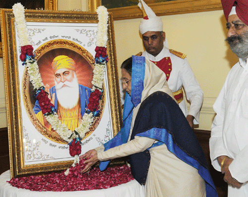 गुरू नानकदेवजी जयंती/gurunanakdev jayanti