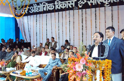 गोचर मेले में निशंक-Nishank in gochar fair