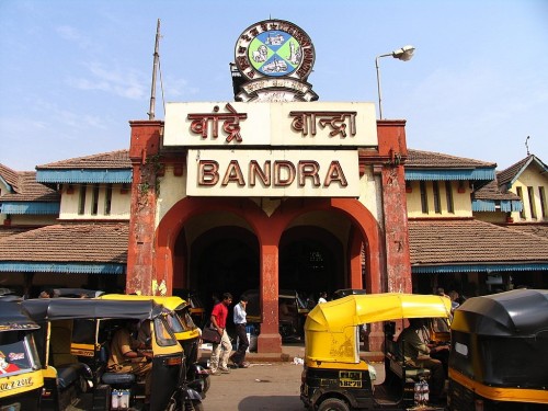 bandra railway station