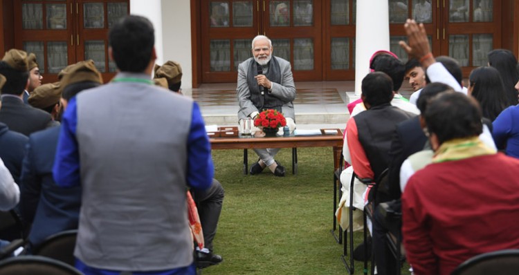 youth's interaction with prime minister in 'know your leader' program