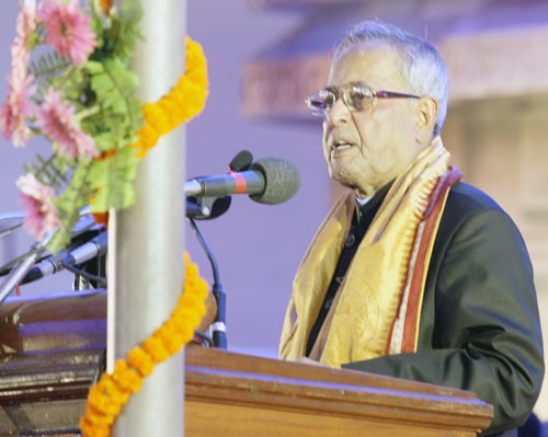 pranab mukherjee addressing at the 45th annual convocation of utkal university, at bhubaneswar