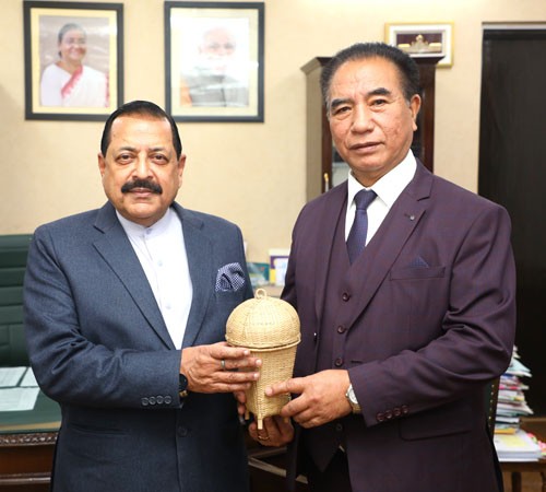 mizoram cm meets minister of state for pmo