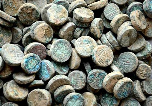 coins found in the cleaning of khidakee masjid