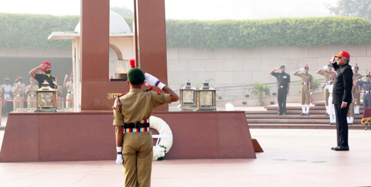 defense secretary pays tribute to martyrs on behalf of ncc