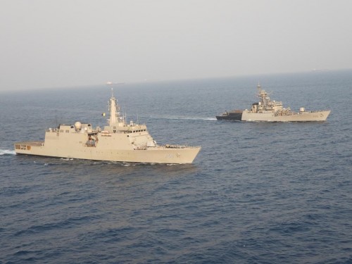 indian navy goes to port mongla