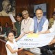 शहीद जवानों के बच्चों को छात्रवृत्ति चेक प्रदान