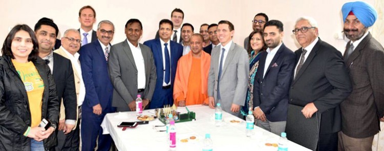 canadian delegation meets with yogi