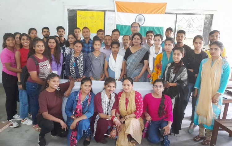 awareness for harghar tricolor campaign in college
