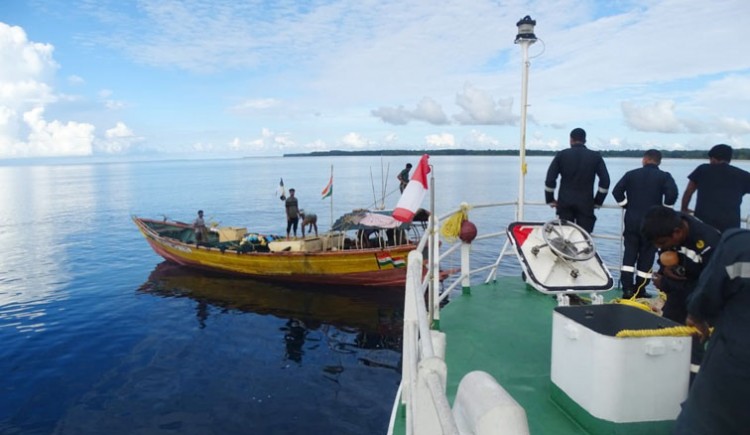 coast guard rescues fishermen
