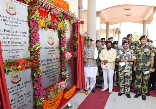 rajnath singh inaugurating the institutional and residential complexes at bsf