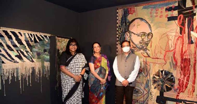 textiles exhibition 'sutra santati' in delhi