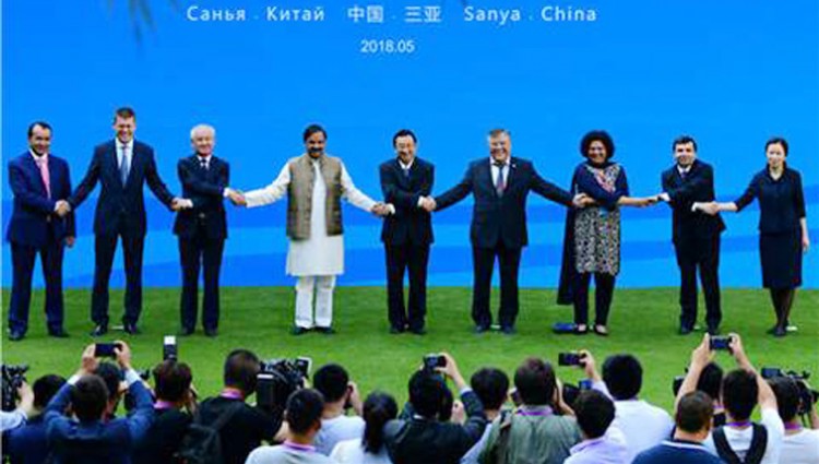 minister of culture with culture ministers of the member states of sco