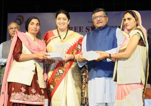felicitated the women vles on the basis of performance