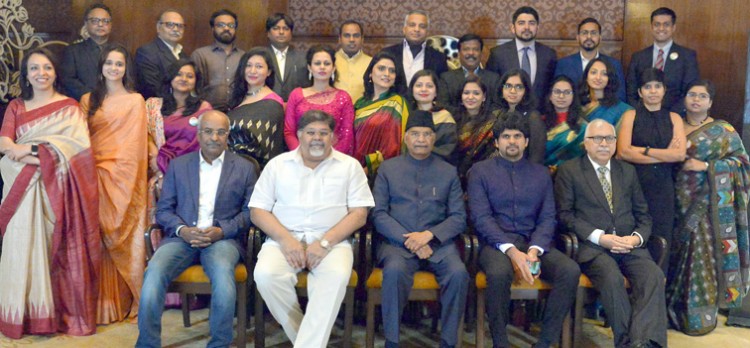ramnath kovind with the awardees of the ramnath goenka excellence in journalism awards