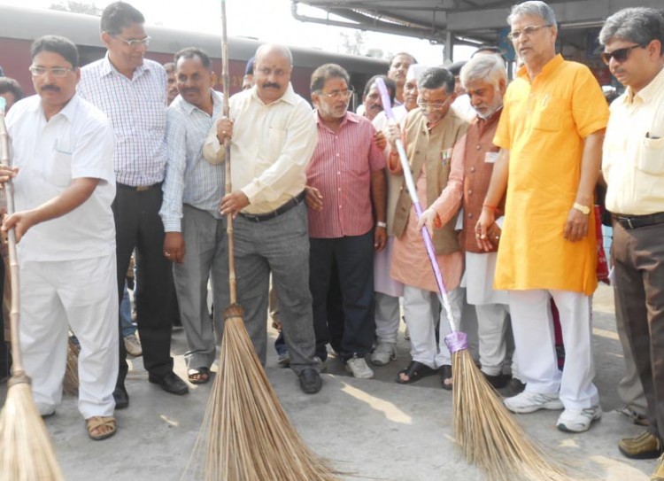 clean india campaign in bareilly