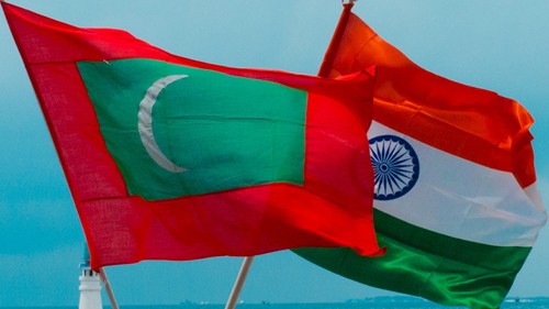 maldives-india flag