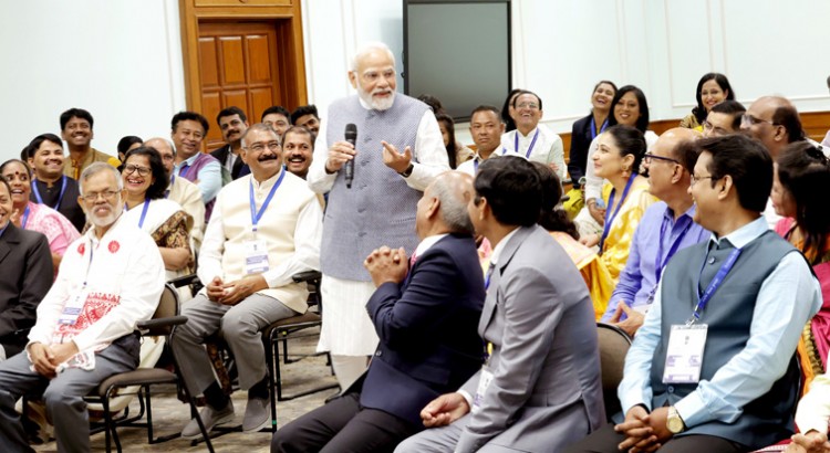 prime minister meets respected teachers
