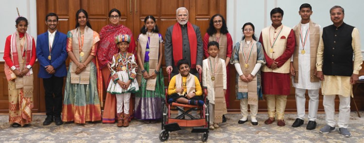 prime minister's award to children for their extraordinary achievement