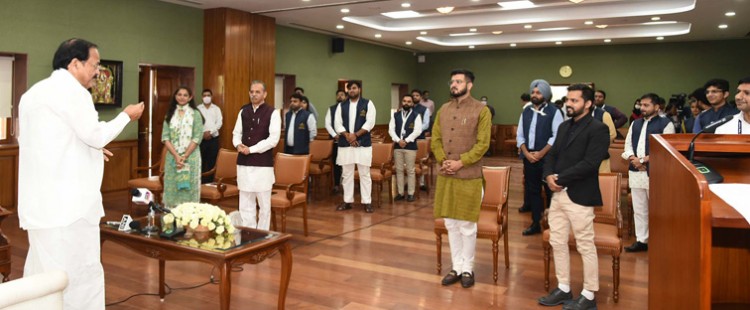 vice president interaction with the students of indian institute of democratic leadership