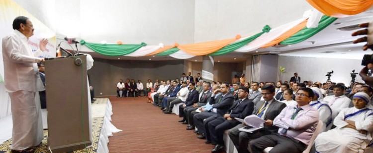 venkaiah naidu addressing the gathering at the indian community reception, in freetown