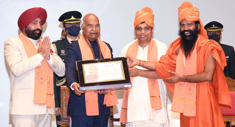president, the first convocation of the university of patanjali in haridwar