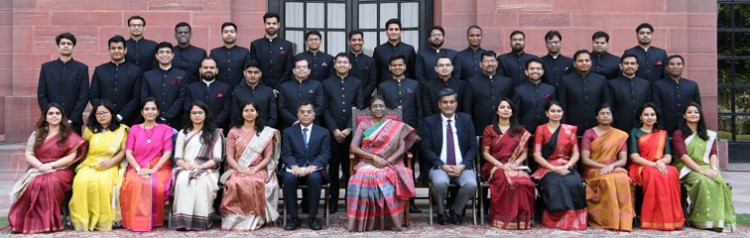 officers of indian civil accounts service called on president